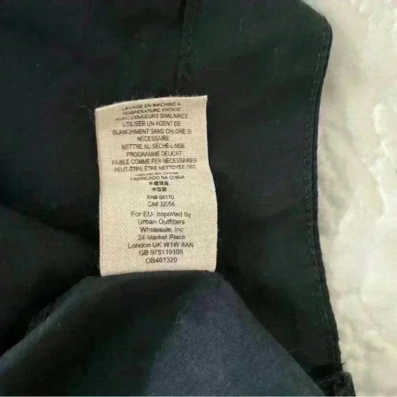 Free People Show Me Some Shoulder Top Black Size Small - Picture 12 of 12